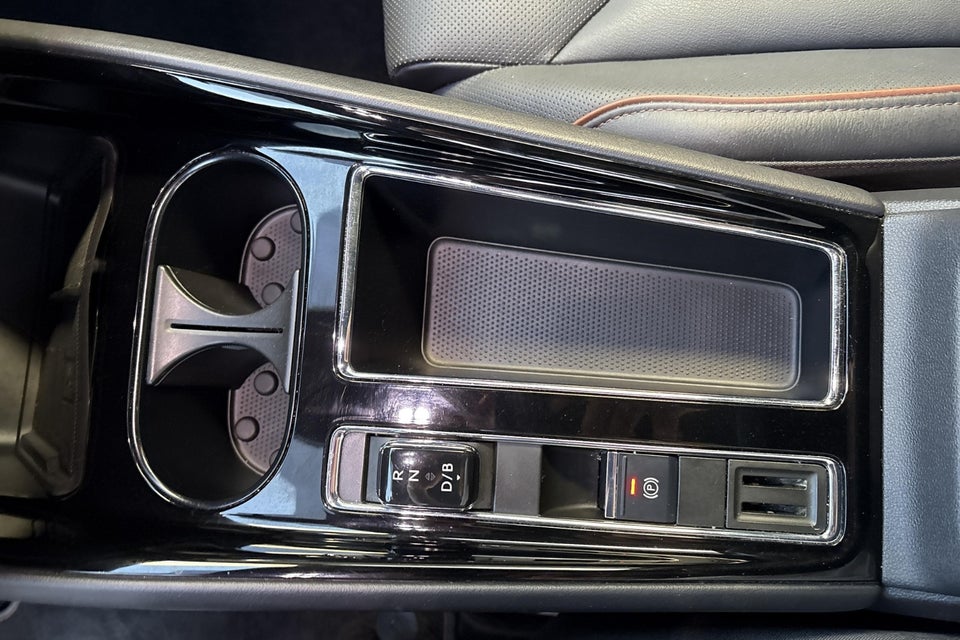 Skoda Enyaq 80x iV Founders Edition 5d