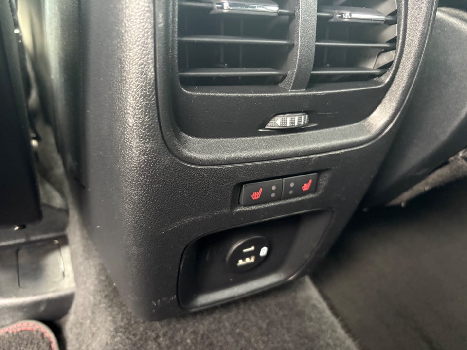 Ford Kuga 2,5 PHEV ST-Line X CVT 5d