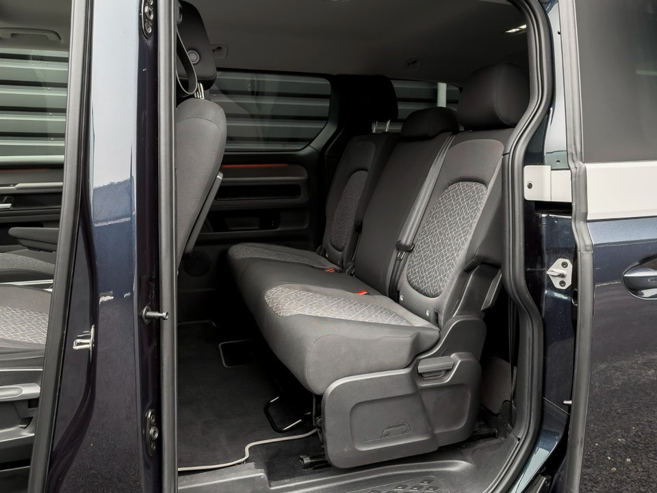 VW ID.Buzz 77 Life 75 Years Edition SWB 5d