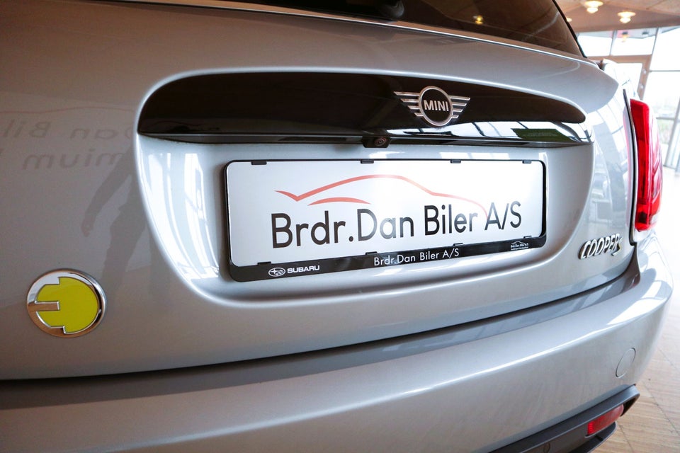 MINI Cooper SE Classic Trim 3d