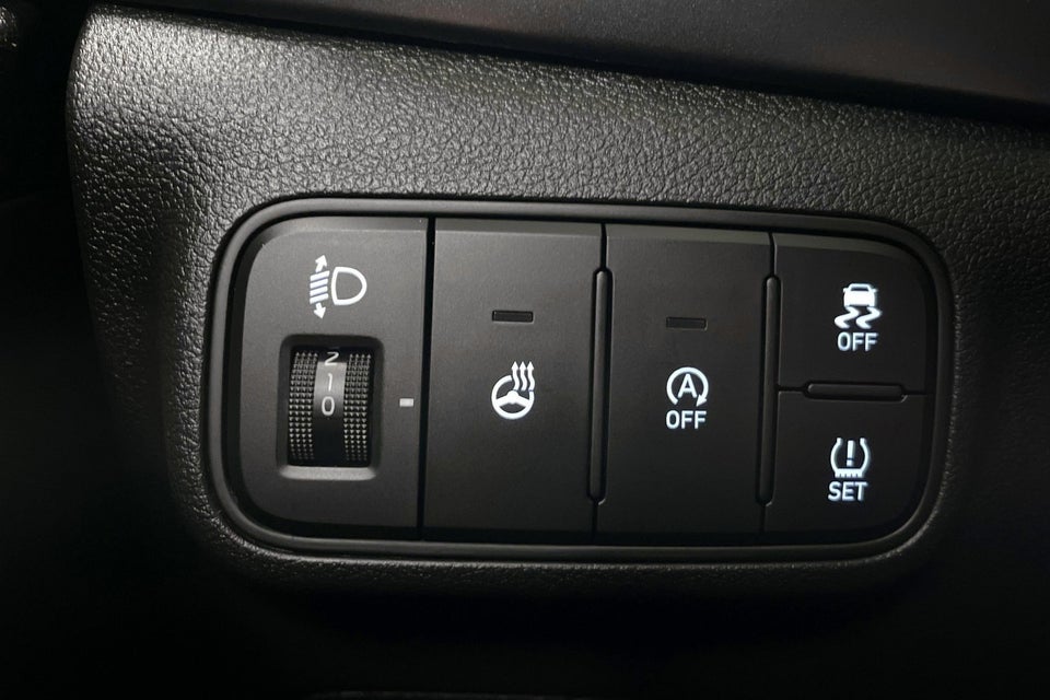 Hyundai i20 1,0 T-GDi Essential DCT 5d