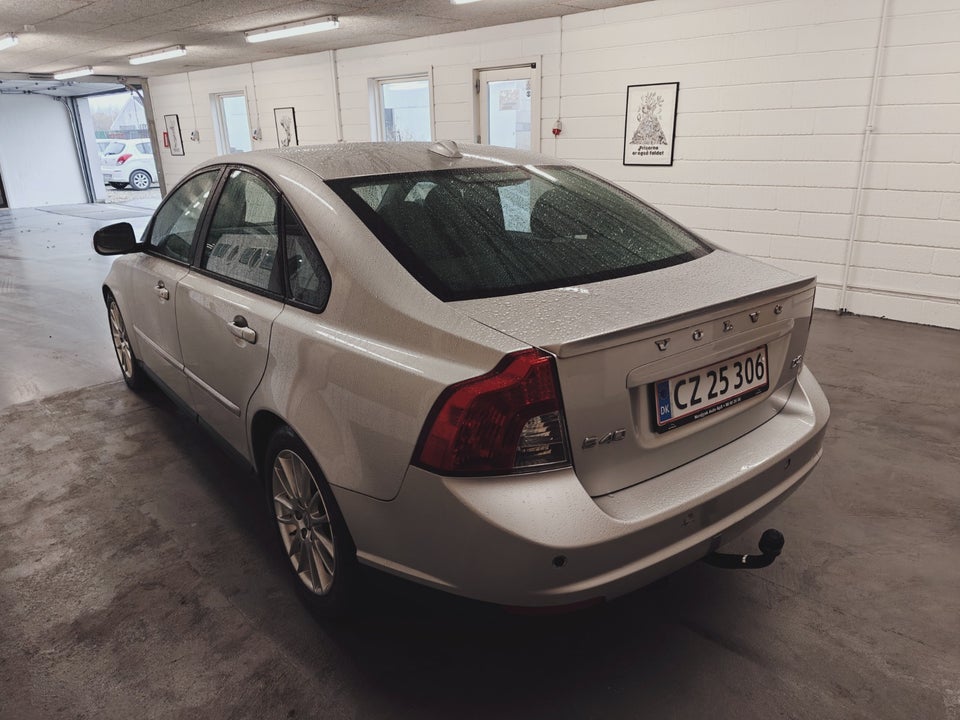 Volvo S40 1,6 D2 115 4d