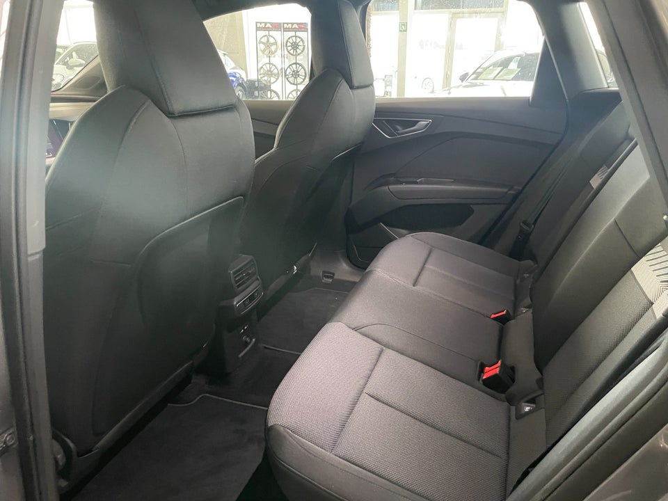 Audi Q4 e-tron 45 Progress 5d