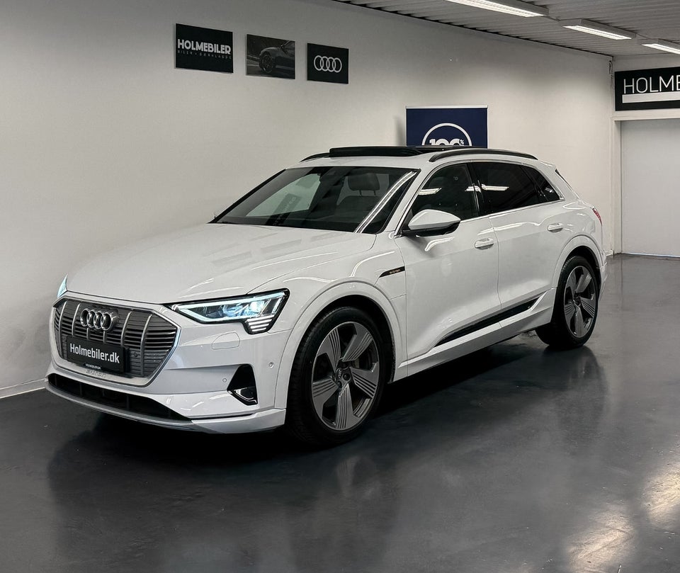 Audi e-tron 55 quattro 5d