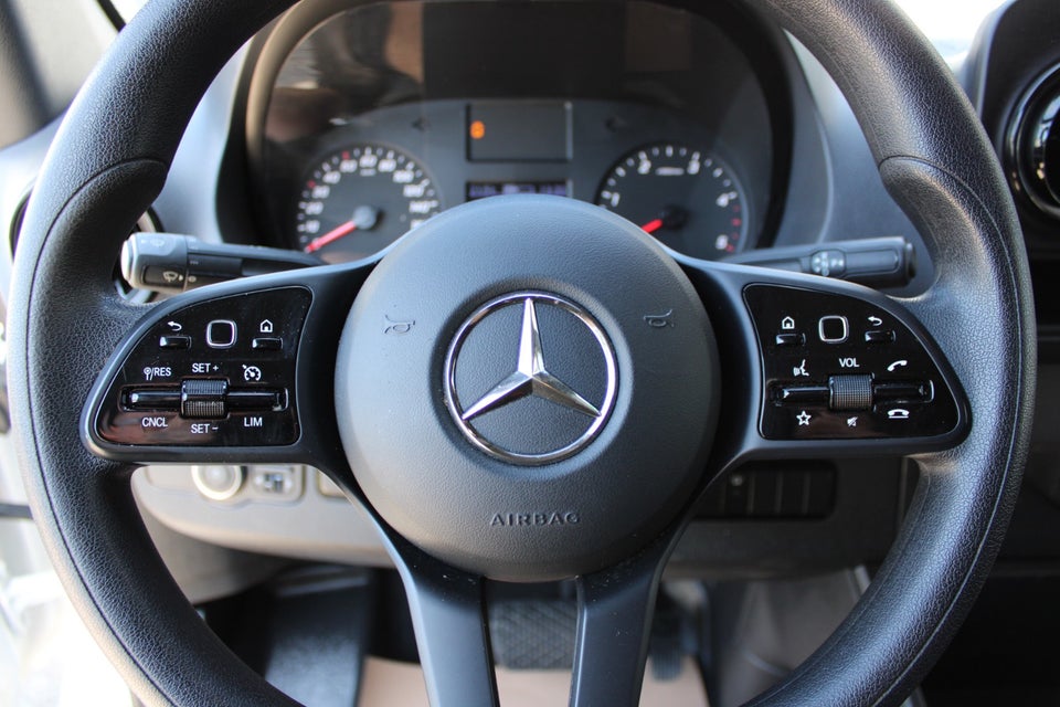 Mercedes Sprinter 317 2,0 CDi A3 Kassevogn aut. RWD