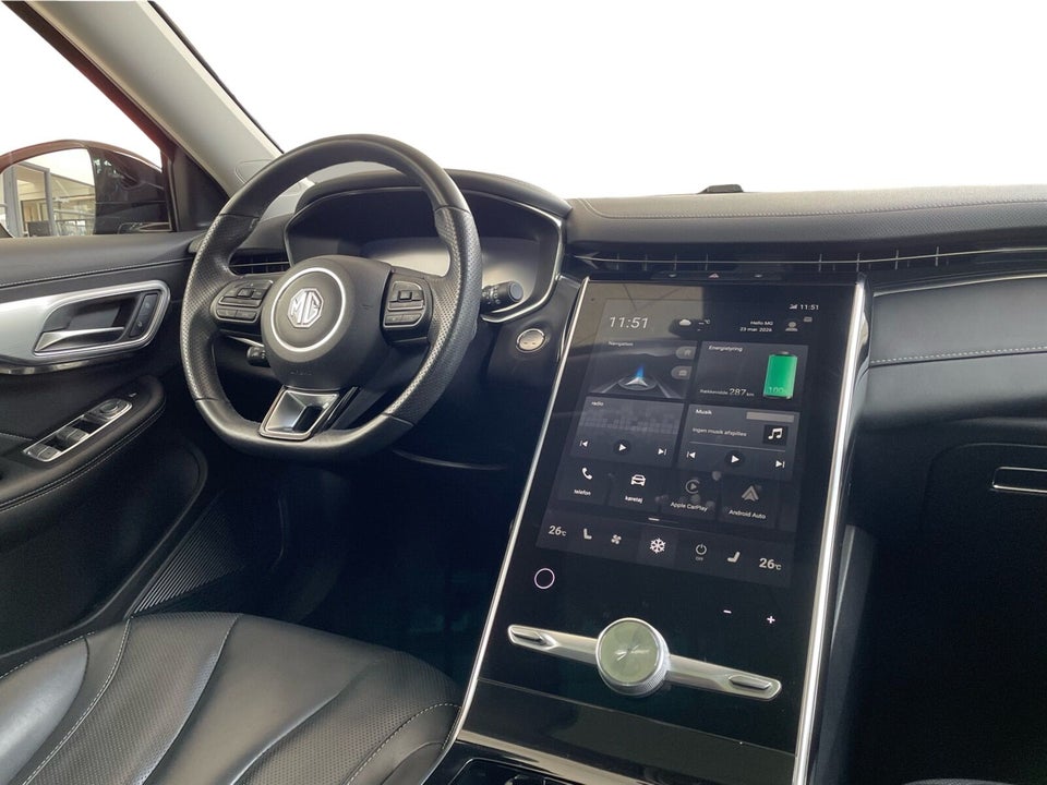 MG Marvel R Luxury 5d