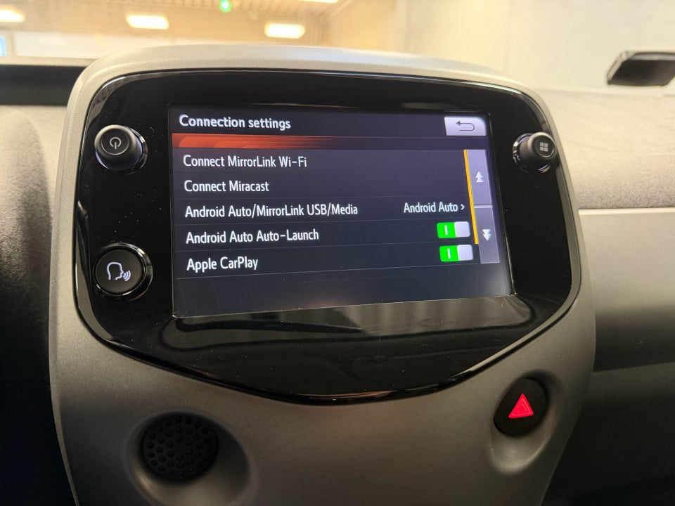 Toyota Aygo 1,0 VVT-i x-press x-shift 5d