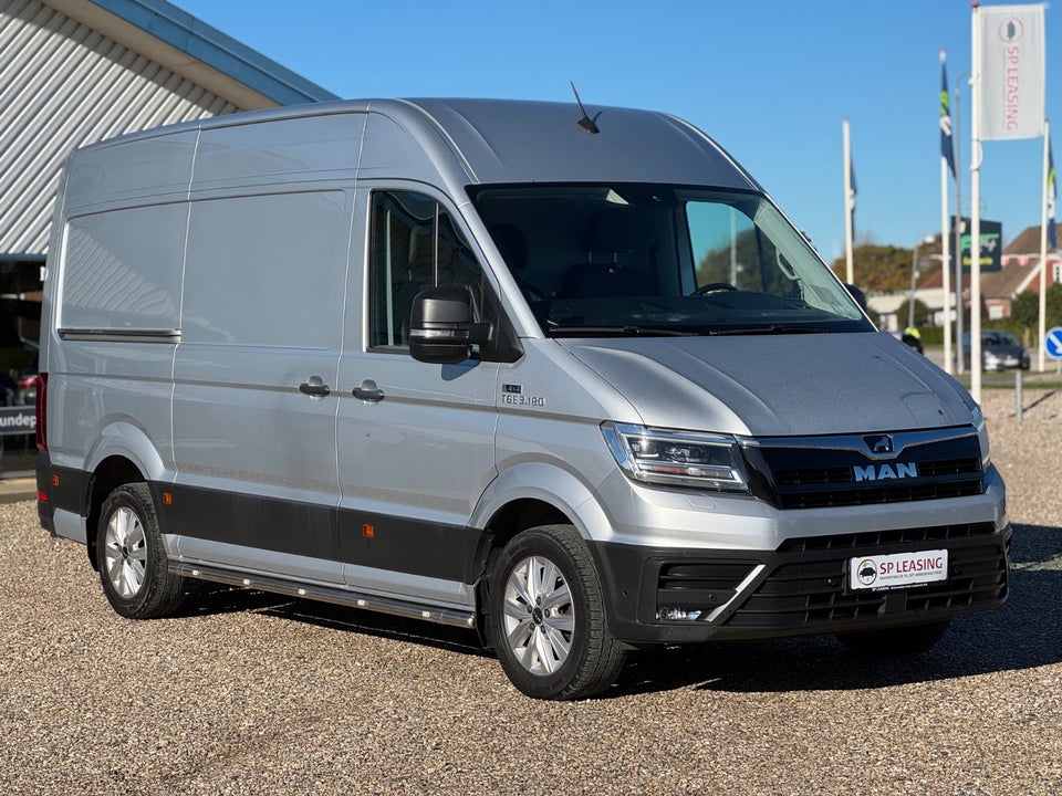 MAN TGE 2,0 3.180 Kassevogn L3H2 aut. AWD