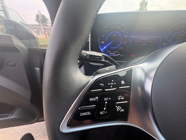 Mercedes EQE300 AMG Line 4d