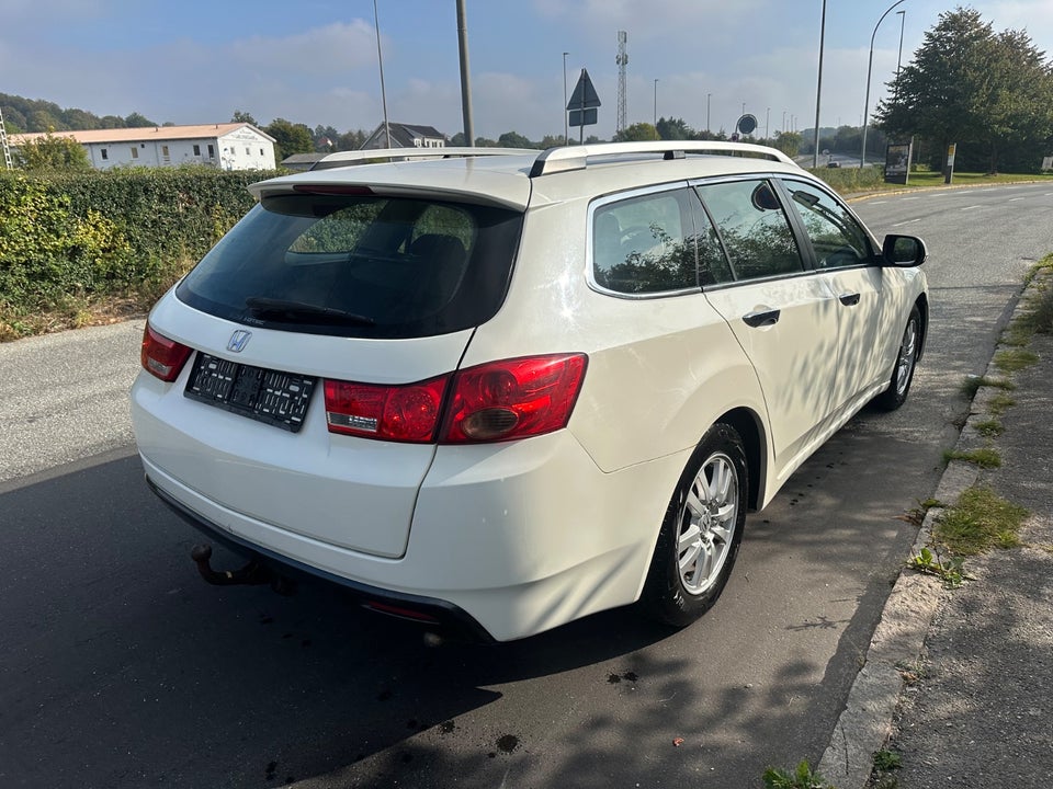 Honda Accord 2,2 i-DTEC Elegance Tourer 5d