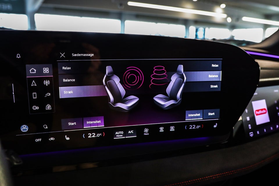 Audi SQ6 e-tron quattro 5d