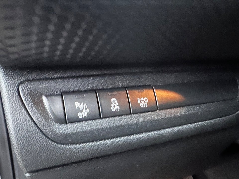 Peugeot 208 1,6 BlueHDi 100 Allure 5d