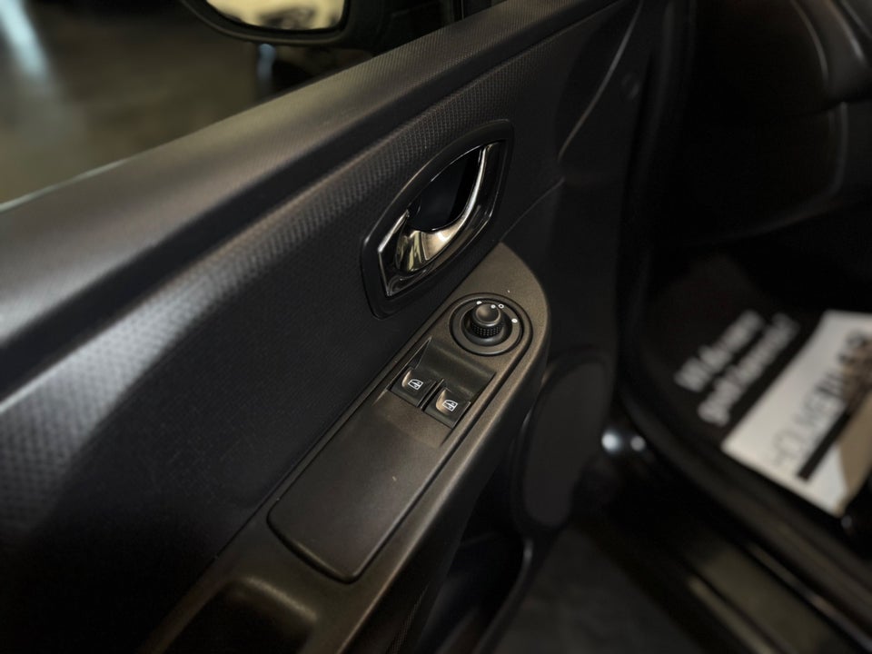 Renault Clio IV 1,5 dCi 75 Authentique 5d