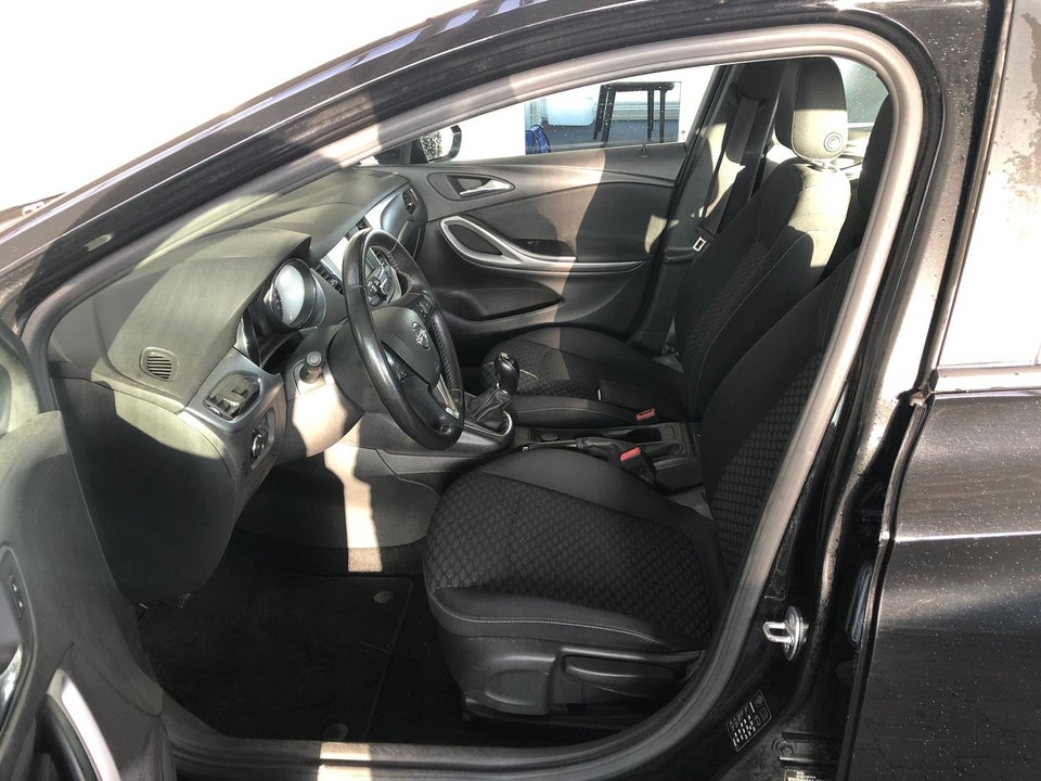 Opel Astra 1,0 T 105 Enjoy Sports Tourer 5d