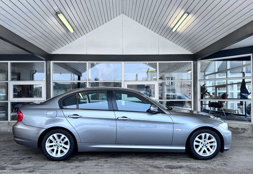 BMW 320d 2,0  4d