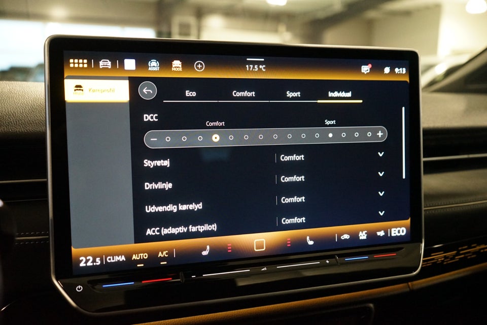 VW ID.7 86 Style S Tourer 5d