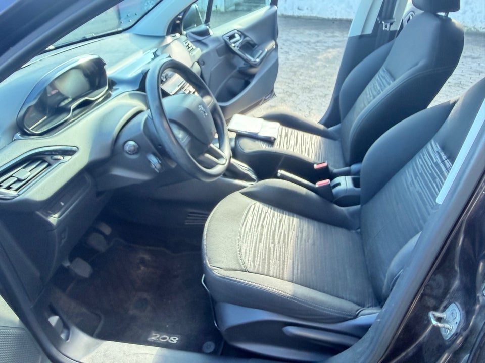 Peugeot 208 1,0 VTi Access 5d