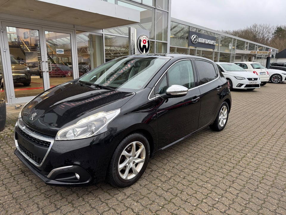 Peugeot 208 1,2 e-THP 110 Allure 5d