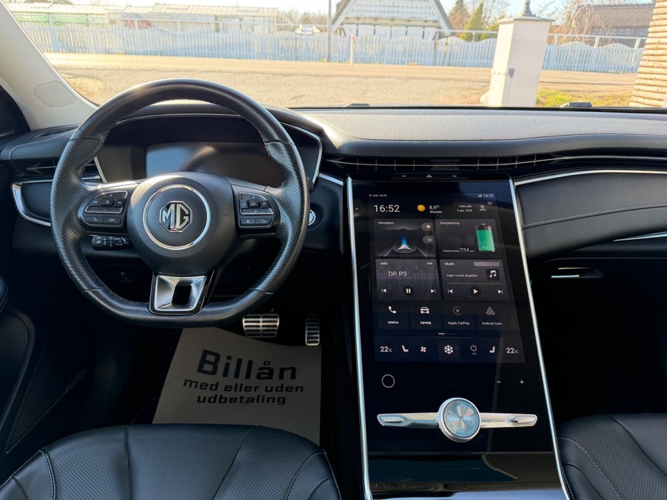 MG Marvel R Luxury 5d