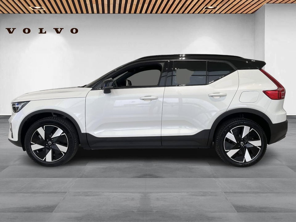 Volvo XC40 ReCharge Extended Range Plus 5d