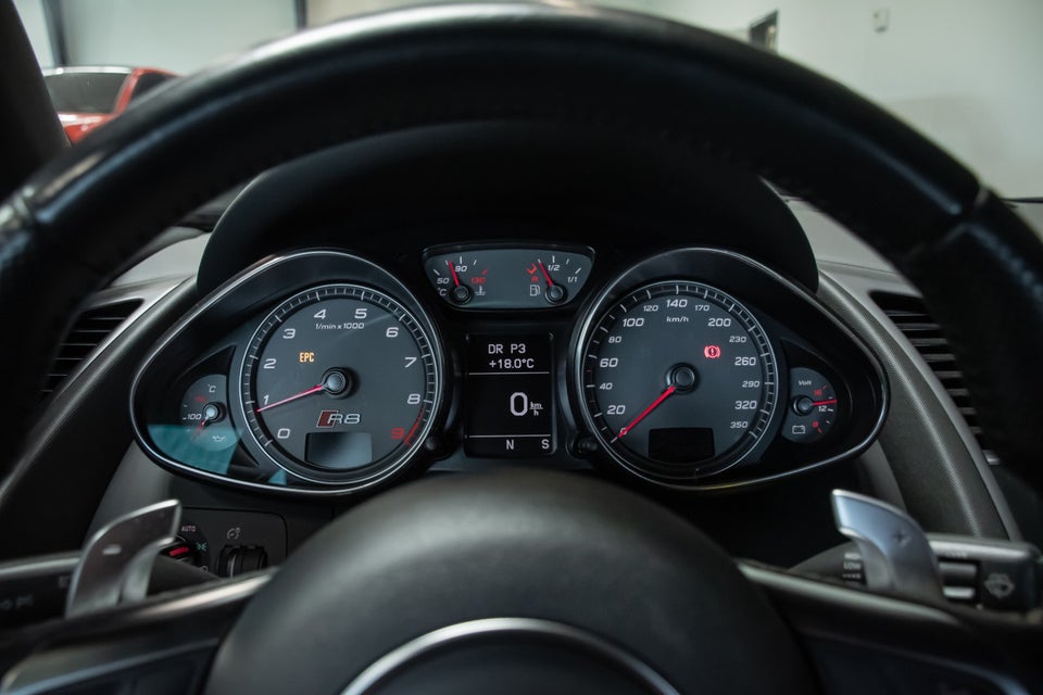 Audi R8 4,2 FSi Coupé quattro S-tr. 2d