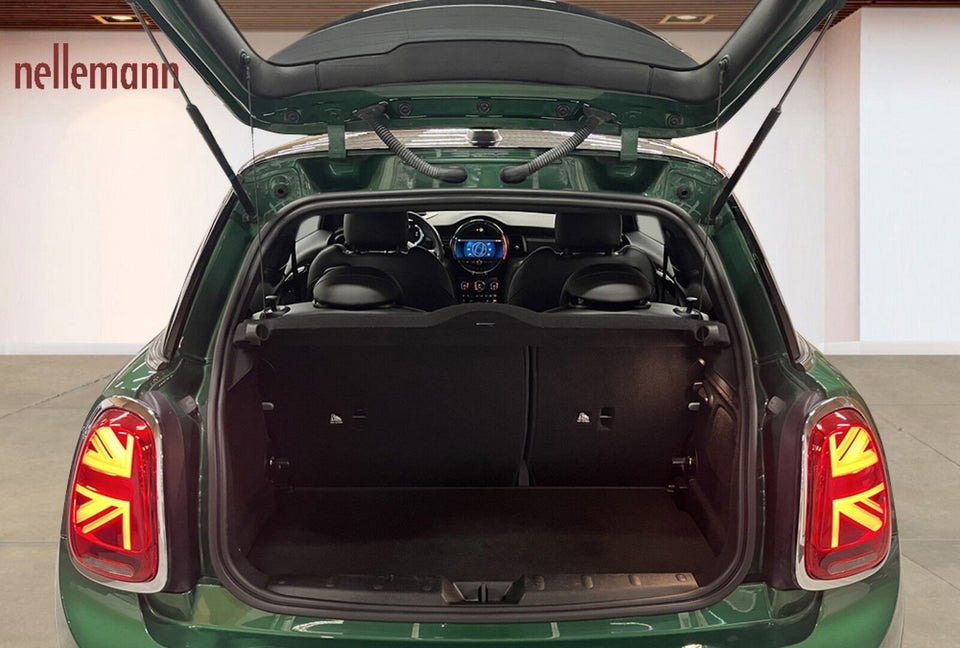 MINI Cooper SE Experience 3d