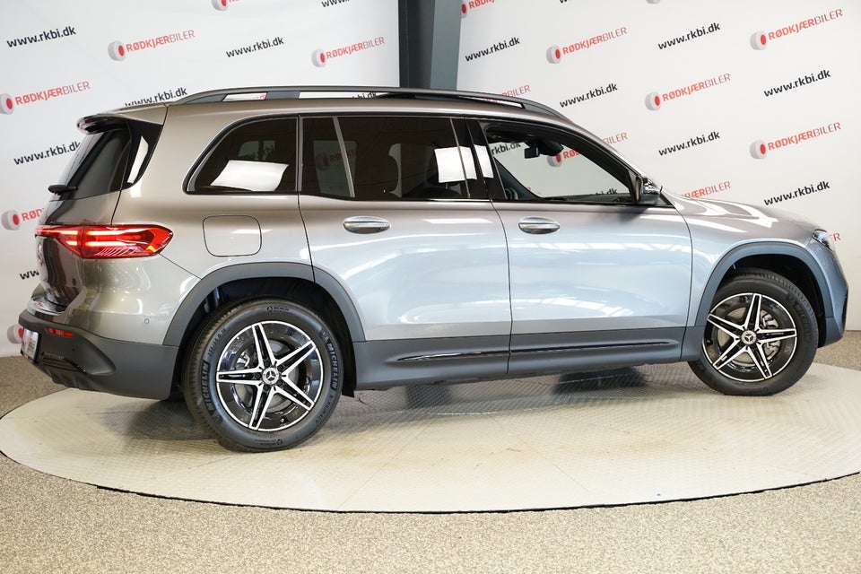 Mercedes EQB250+ AMG Line 5d