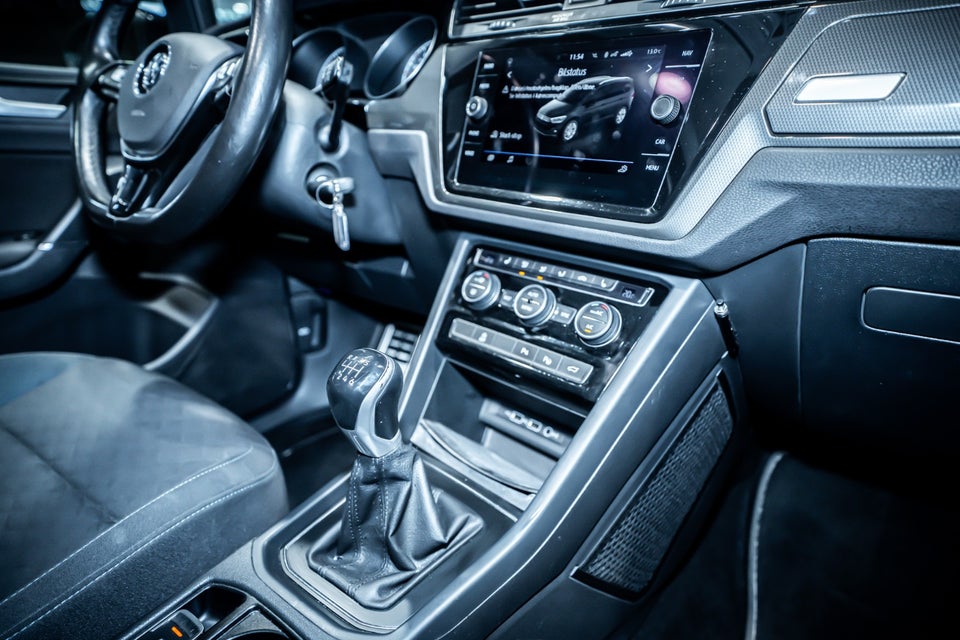 VW Touran 1,5 TSi 150 R-line 7prs 5d