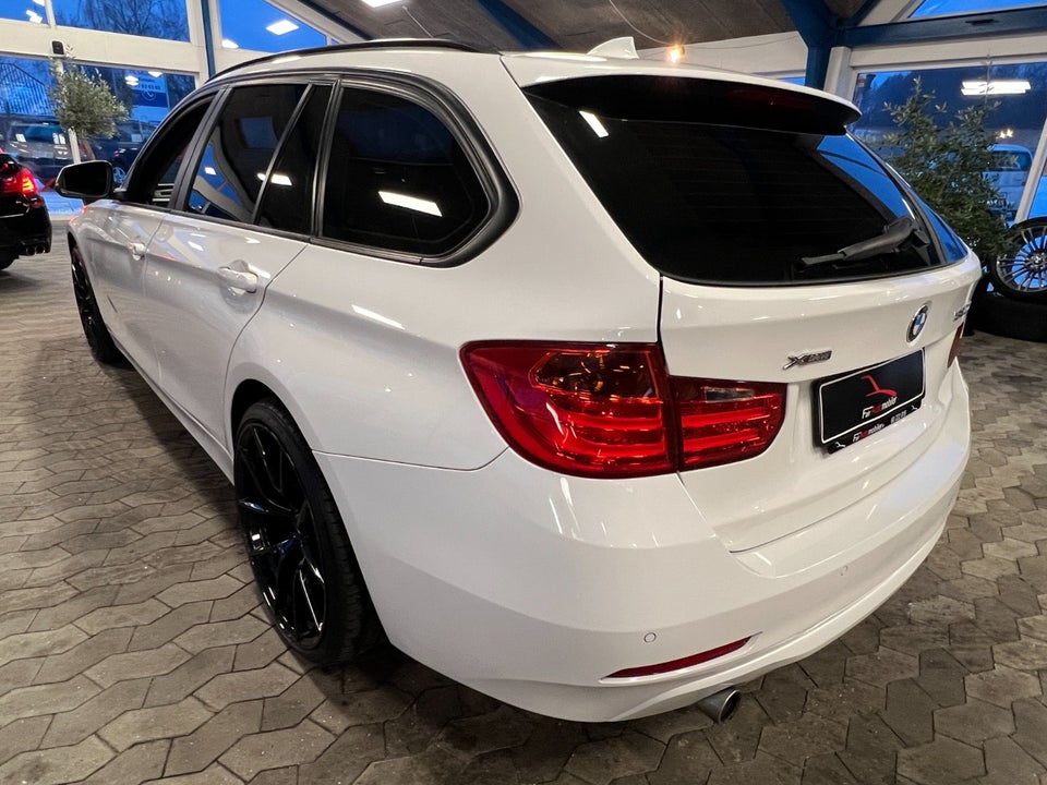 BMW 320d 2,0 Touring xDrive aut. 5d