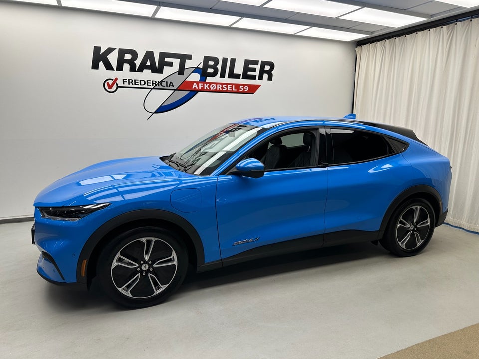 Ford Mustang Mach-E 98 Extended Range 5d