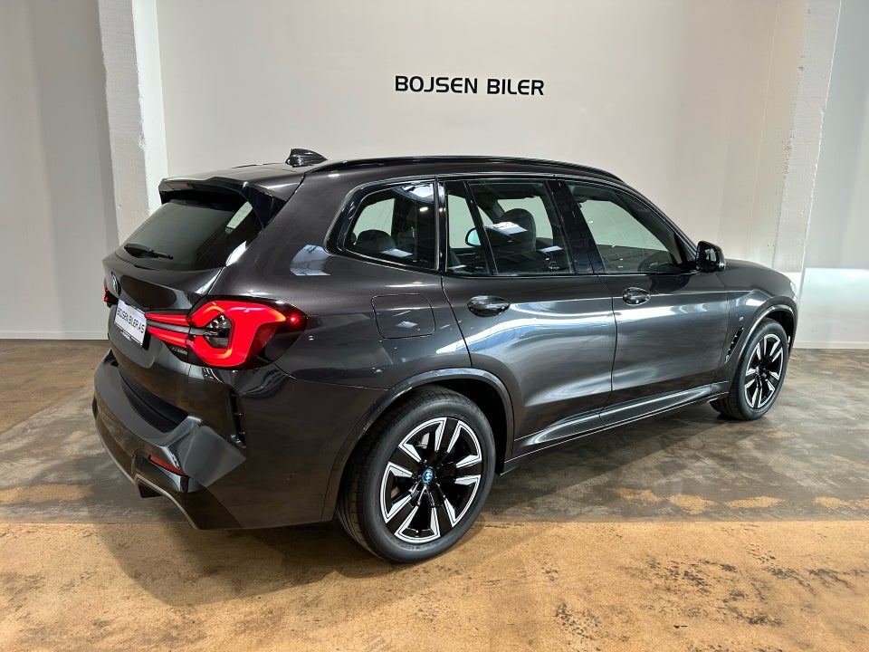 BMW iX3 Charged M-Sport 5d