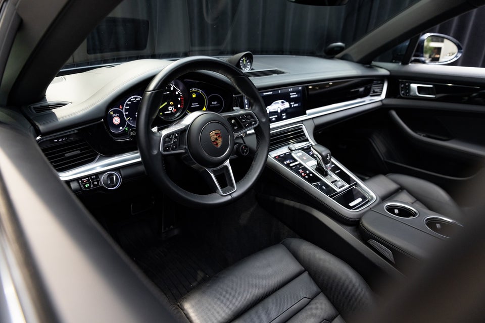 Porsche Panamera 4 2,9 E-Hybrid Sport Turismo PDK 5d