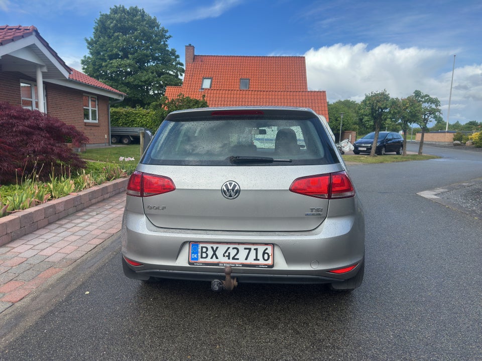 VW Golf VII 1,2 TSi 85 Startline BMT 5d