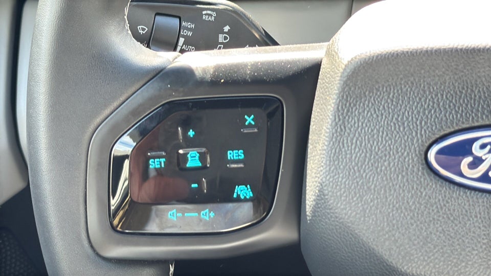 Ford Explorer 79 Premium Extended Range AWD 5d