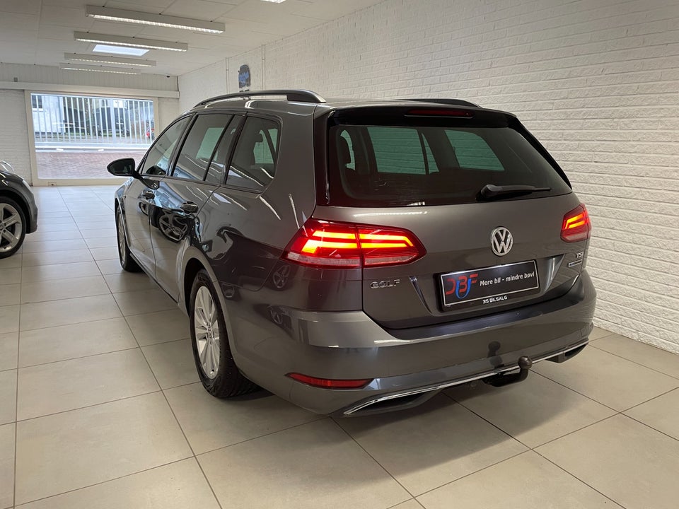 VW Golf VII 1,5 TSi 130 Comfortline Variant DSG Van 5d