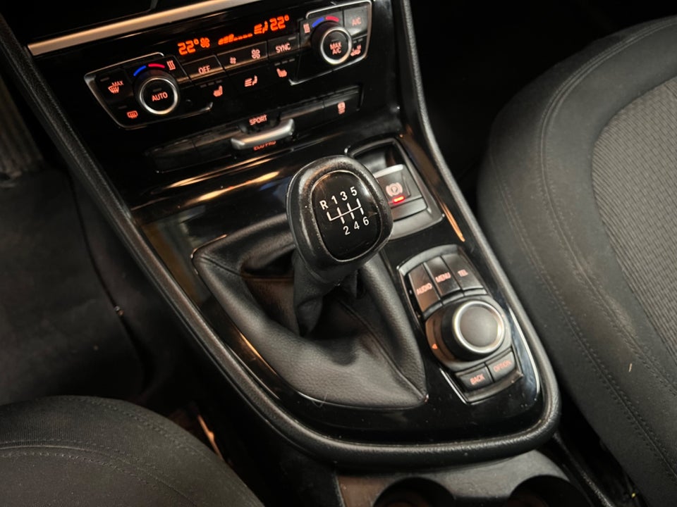 BMW 218d 2,0 Active Tourer 5d