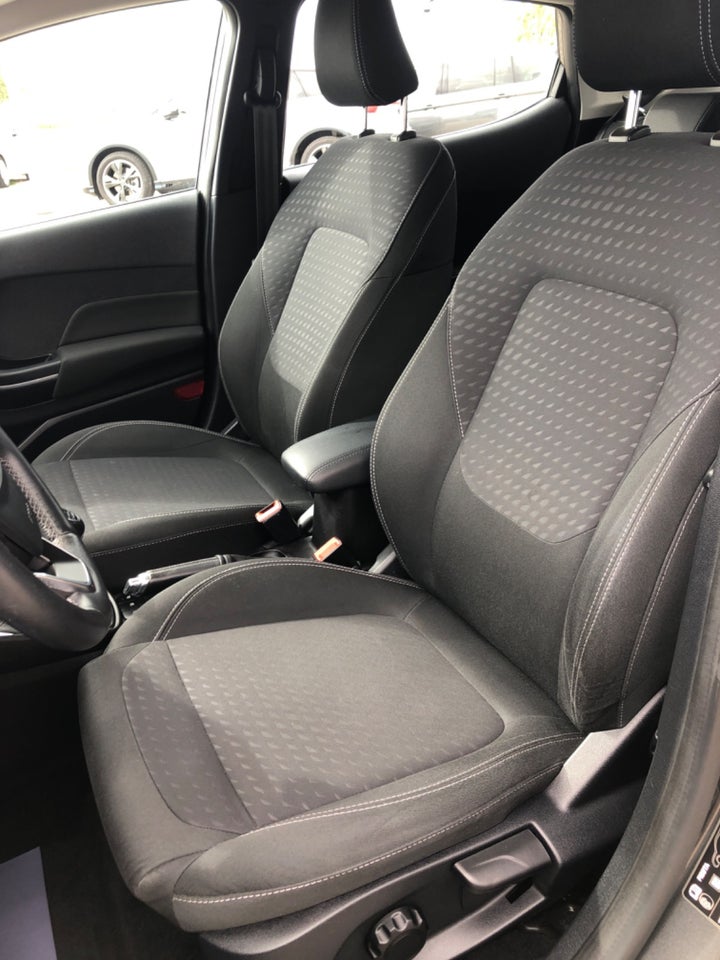 Ford Fiesta 1,0 EcoBoost Titanium 5d