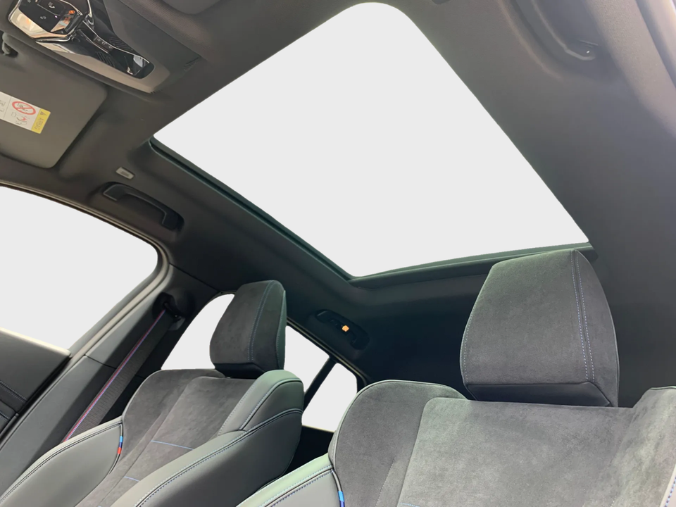 BMW iX2 eDrive20 M-Sport Pro 5d