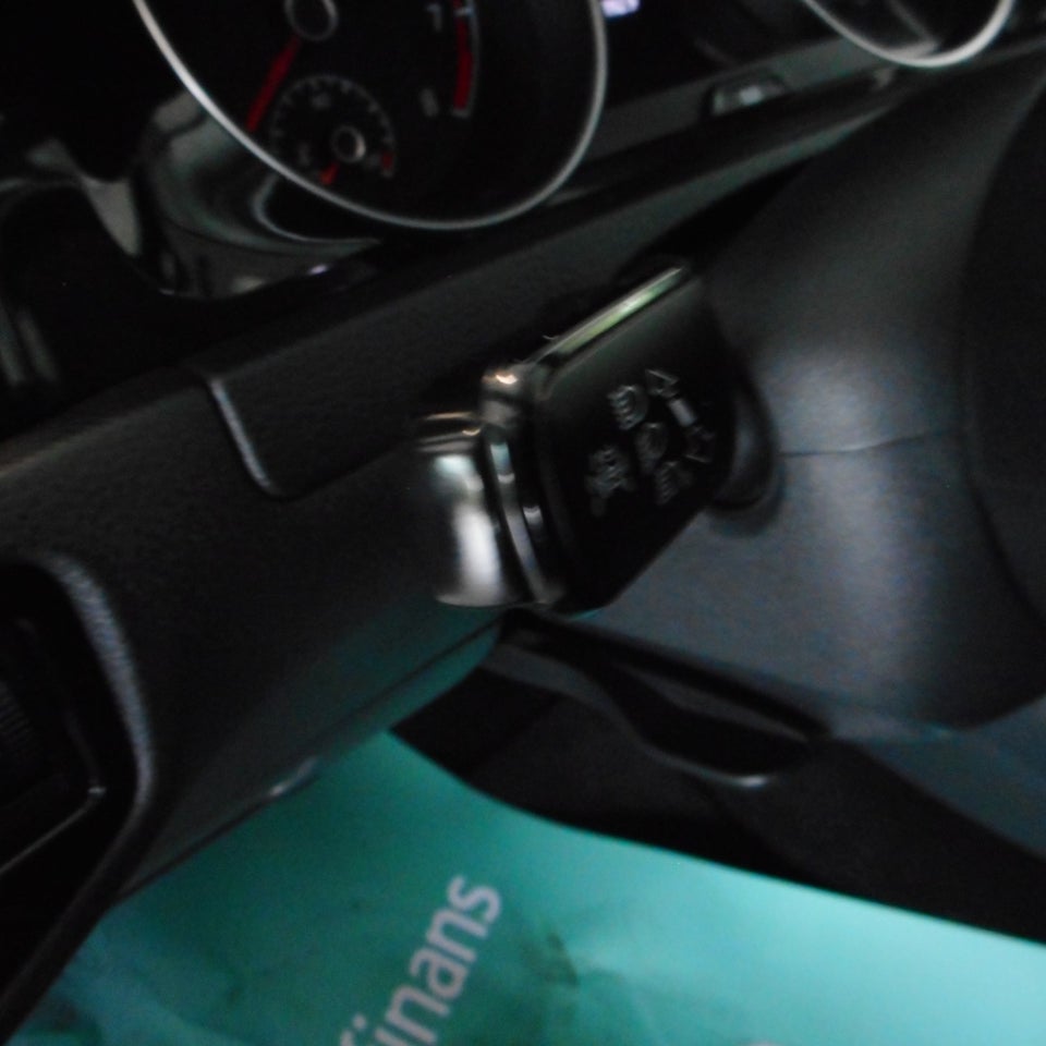 VW Golf VII 1,4 TSi 140 Highline BMT 5d
