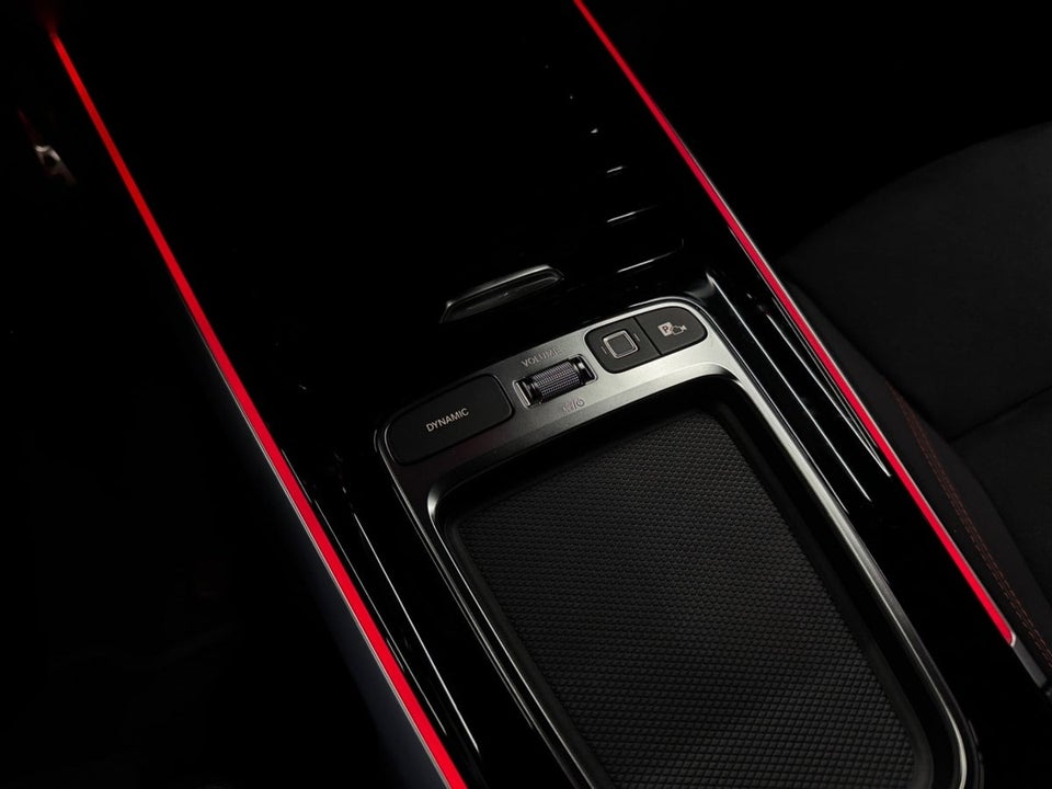 Mercedes EQB300 AMG Line 4Matic 7prs 5d