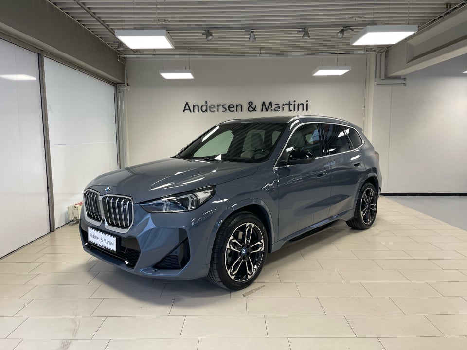 BMW iX1 xDrive30 M-Sport 5d