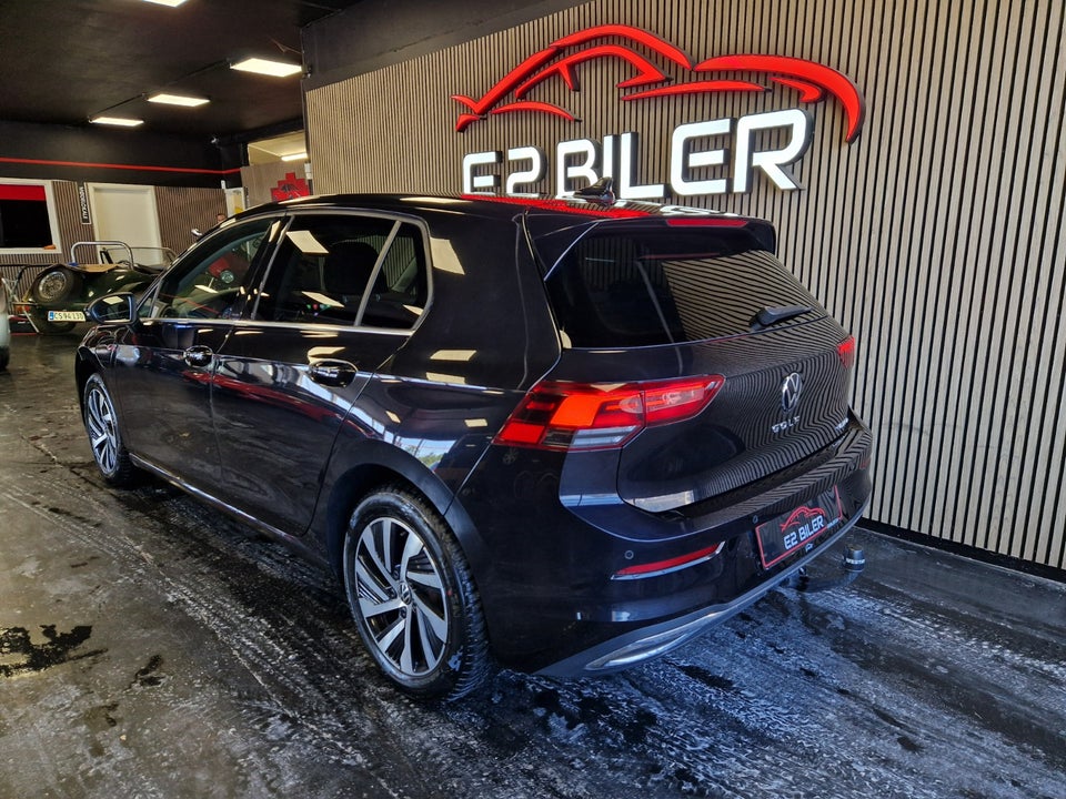 VW Golf VIII 1,4 eHybrid DSG 5d