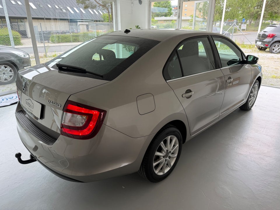 Skoda Rapid 1,0 TSi 110 Ambition 5d