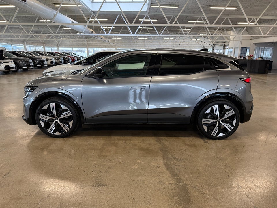 Renault Megane E-Tech 60 Iconic 5d