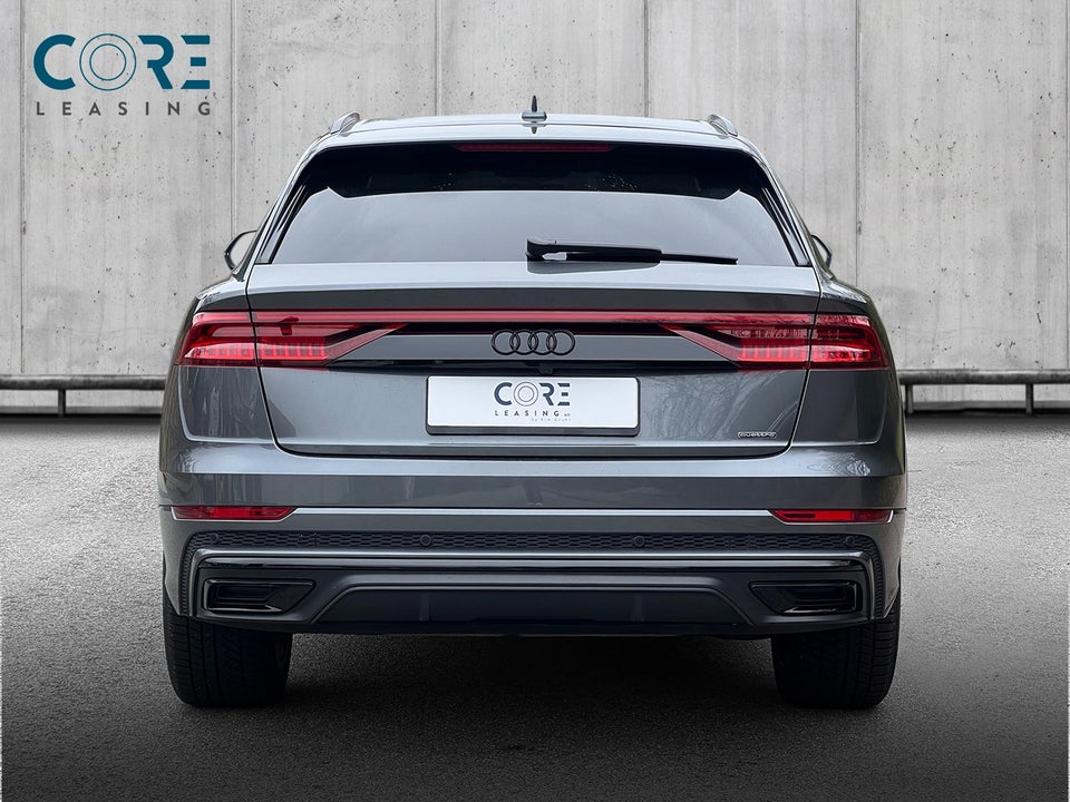 Audi Q8 50 TDi S-line quattro Tiptr. 5d