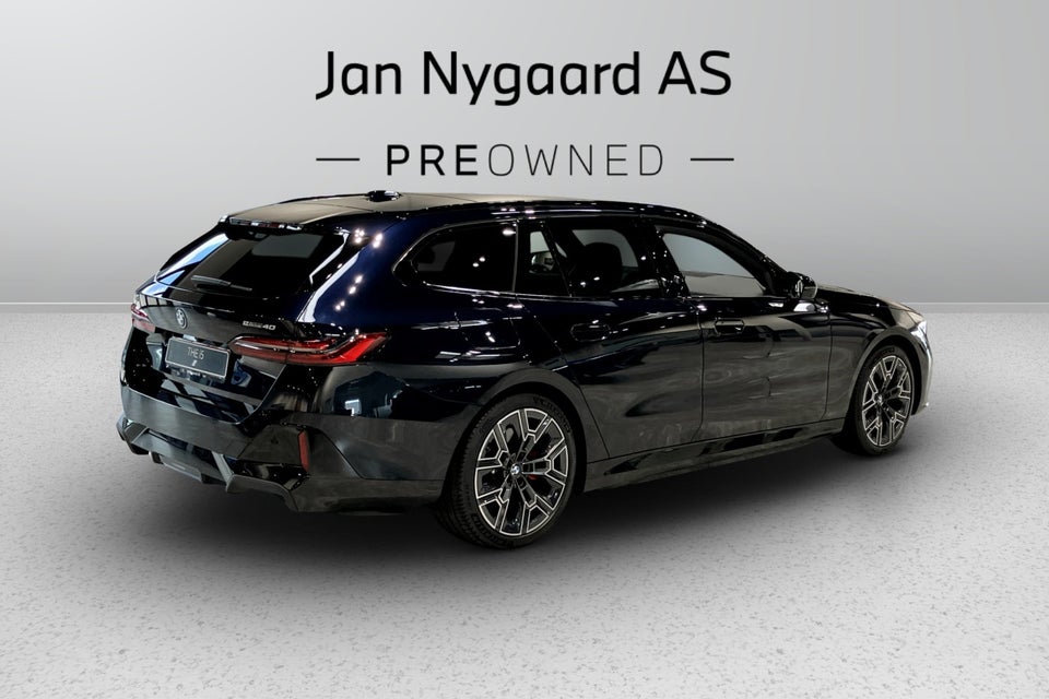 BMW i5 eDrive40 Touring Supercharged 5d