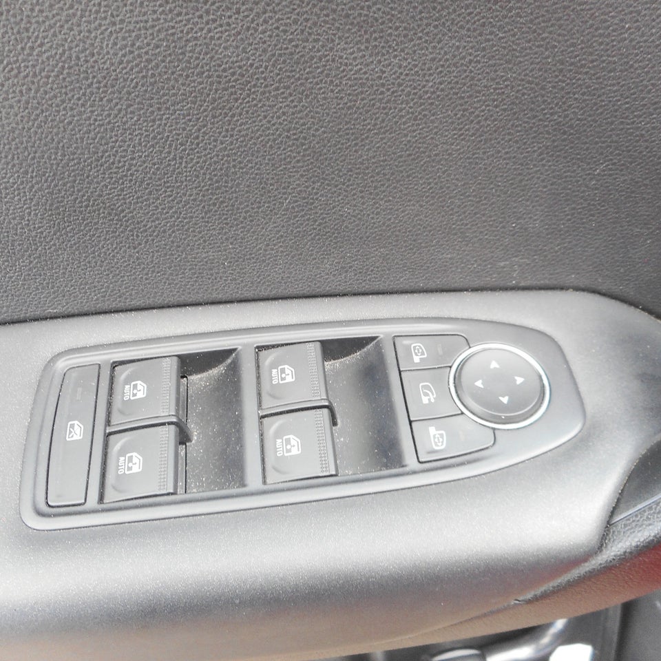 Renault Captur 1,3 TCe 130 Zen EDC 5d
