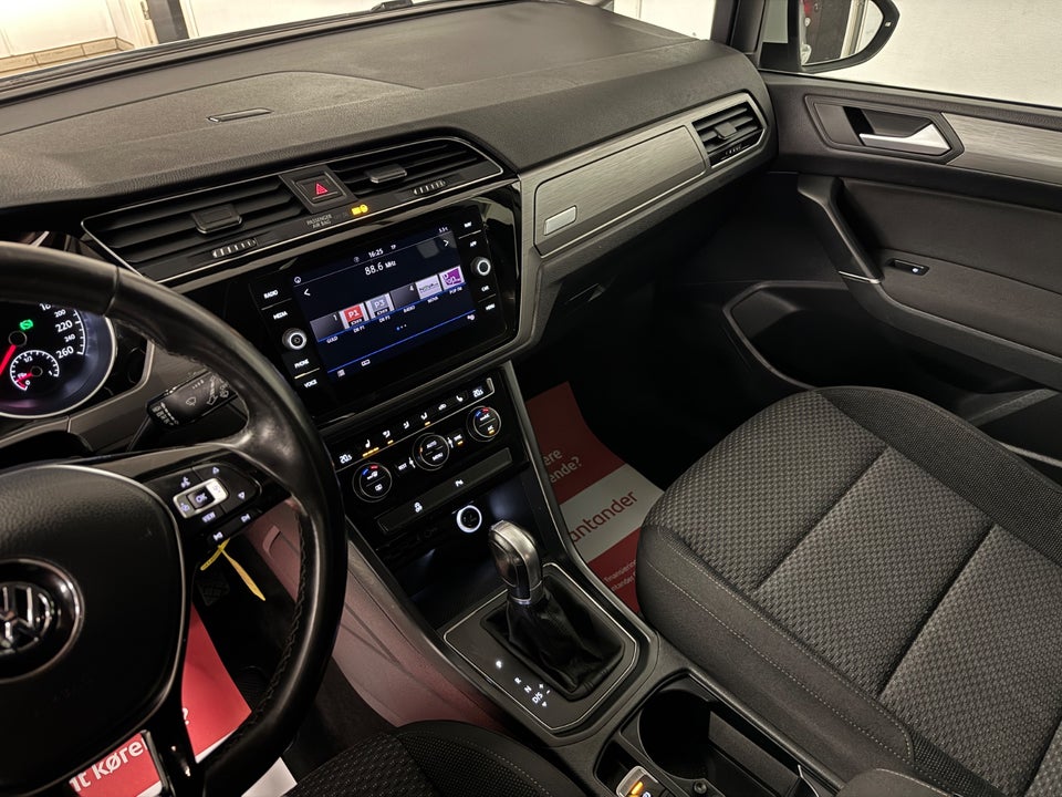 VW Touran 1,5 TSi 150 Comfortline 7prs 5d