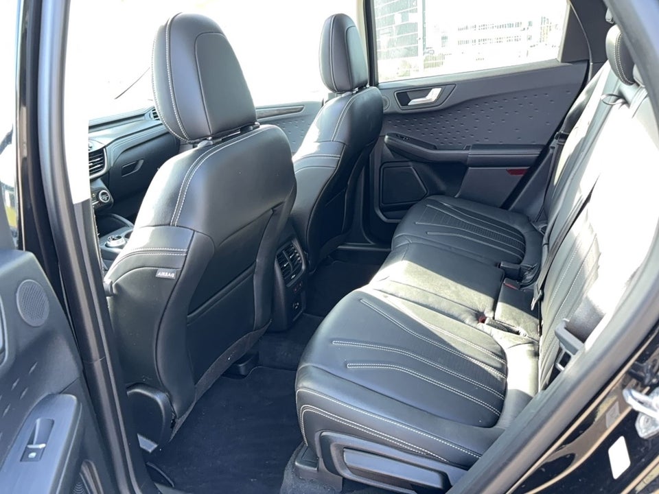 Ford Kuga 2,5 PHEV Vignale CVT 5d