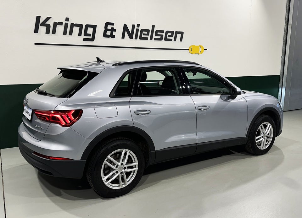 Audi Q3 45 TFSi e Attitude plus S-tr. 5d